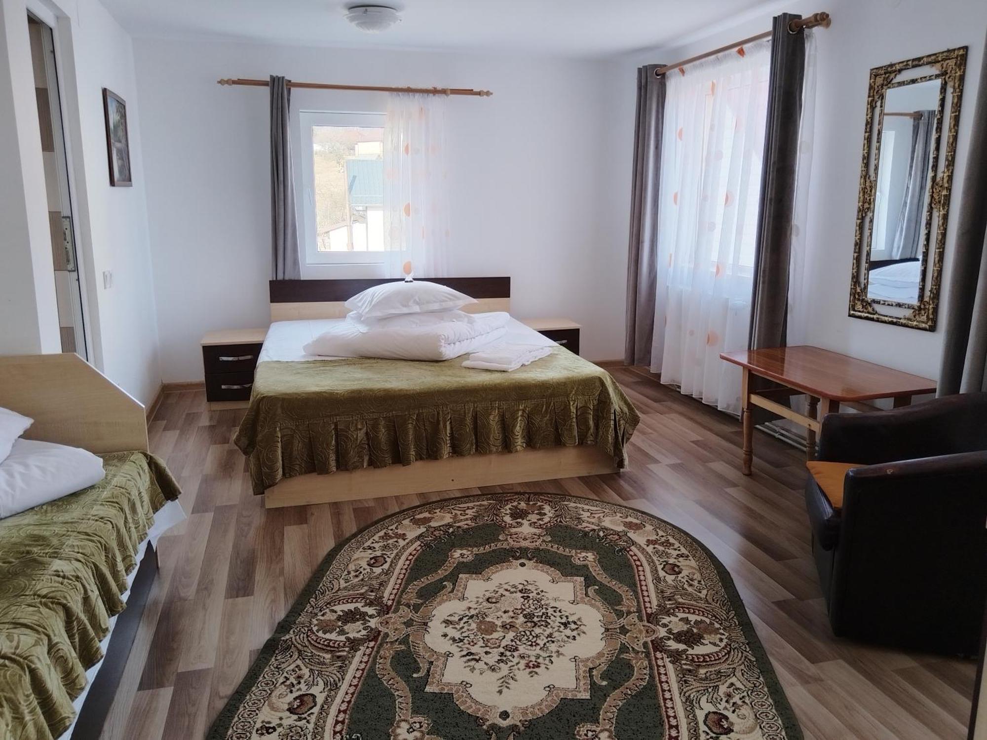 Garofita Pietrei Craiului Hotel Pestera  Luaran gambar